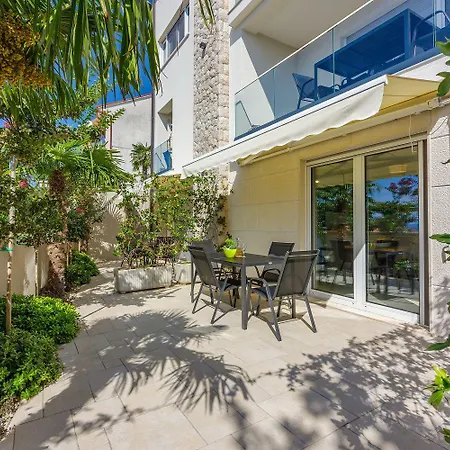 Einzigartiges Nur 500 Meter Zum Mit Sauna, Gym, Pool, Wifi Apartman Crikvenica