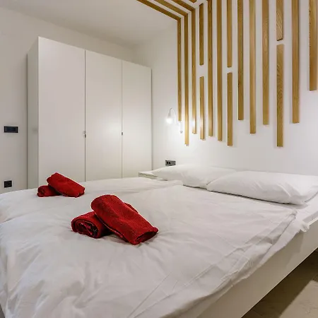 Apartman Einzigartiges Nur 500 Meter Zum Mit Sauna, Gym, Pool, Wifi