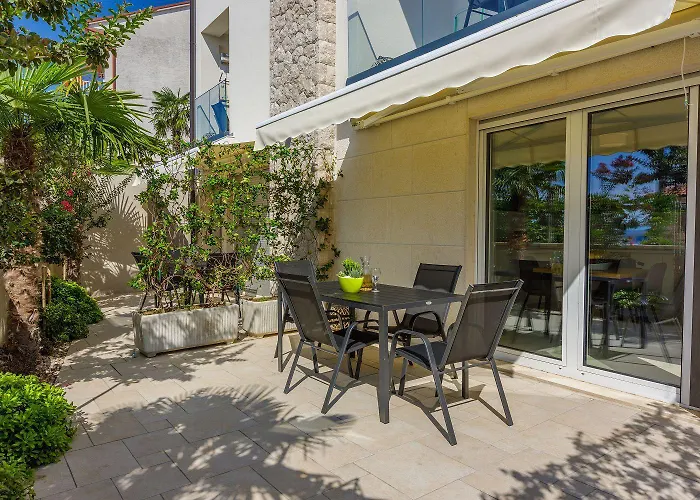 Einzigartiges Nur 500 Meter Zum Mit Sauna, Gym, Pool, Wifi