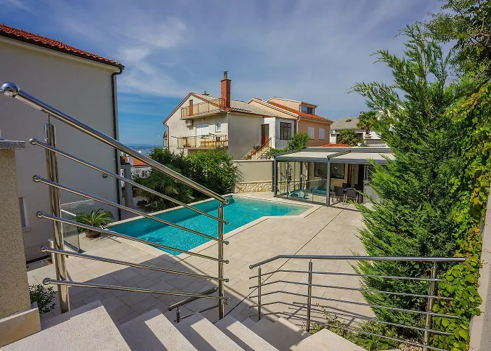 Einzigartiges Nur 500 Meter Zum Mit Sauna, Gym, Pool, Wifi Crikvenica
