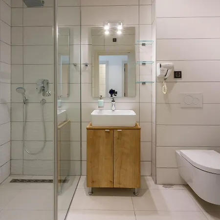 Einzigartiges Nur 500 Meter Zum Mit Sauna, Gym, Pool, Wifi * Crikvenica